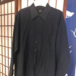Alfani men’s dress shirt size 16 neck,32-33 sleeve